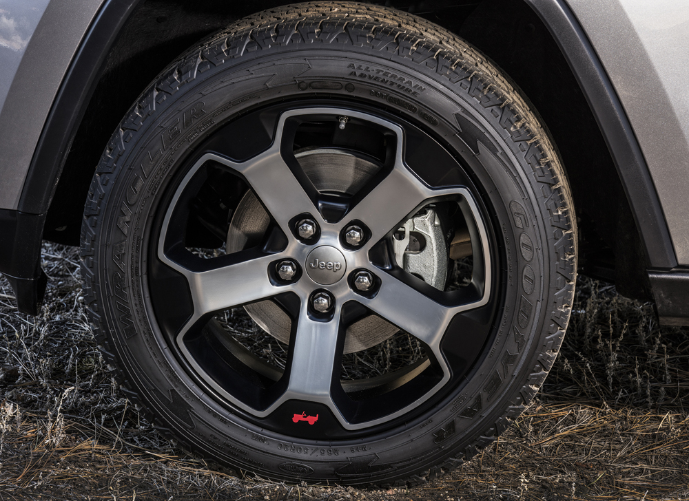 trailhawk.2