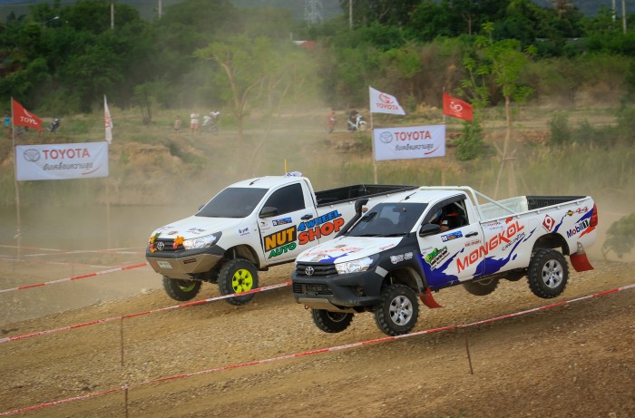 Hilux Revo (3)
