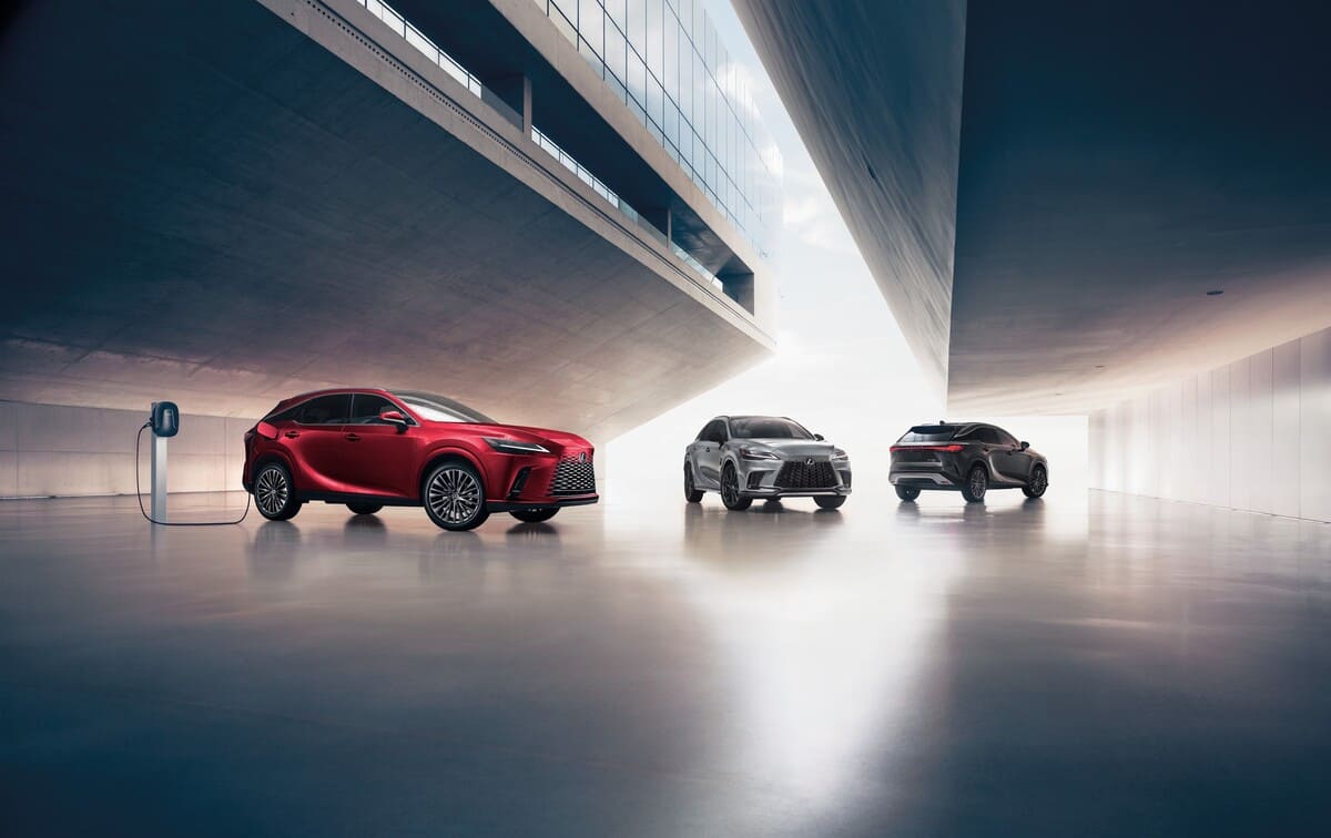 Lexus RX450h+