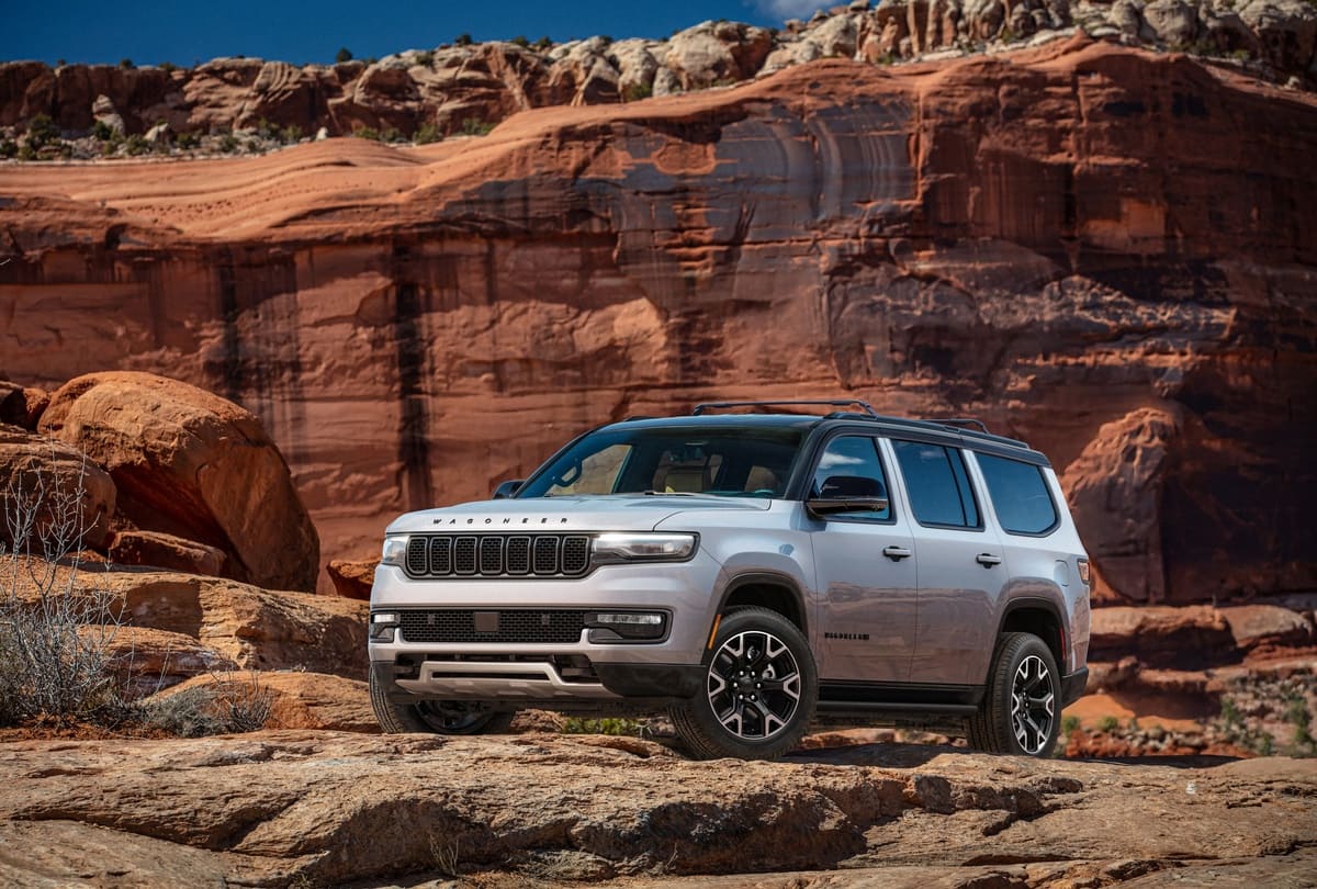 Jeep Wagoneer Overland