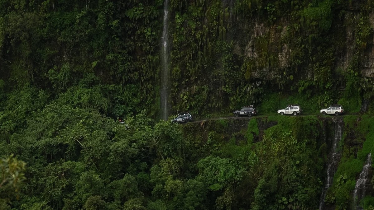 Overland Adventure Drive in Bolivia 