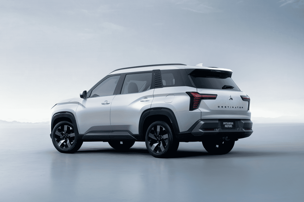 Mitsubishi Destinator