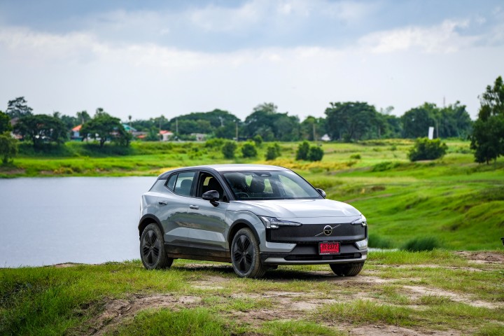 Volvo EX30 Cross Country