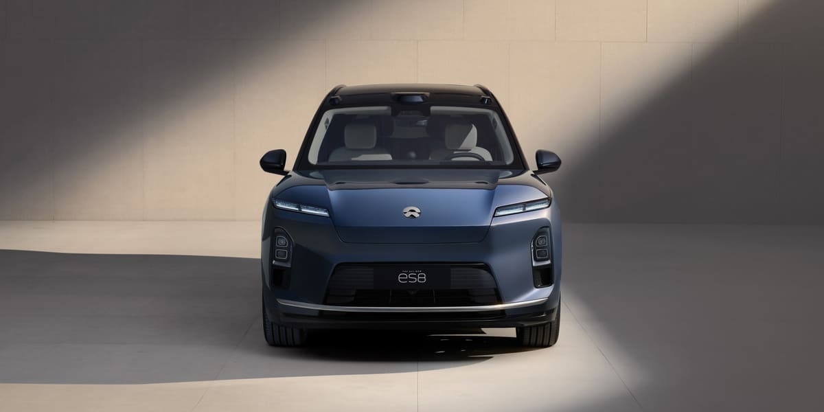 Nio ES8