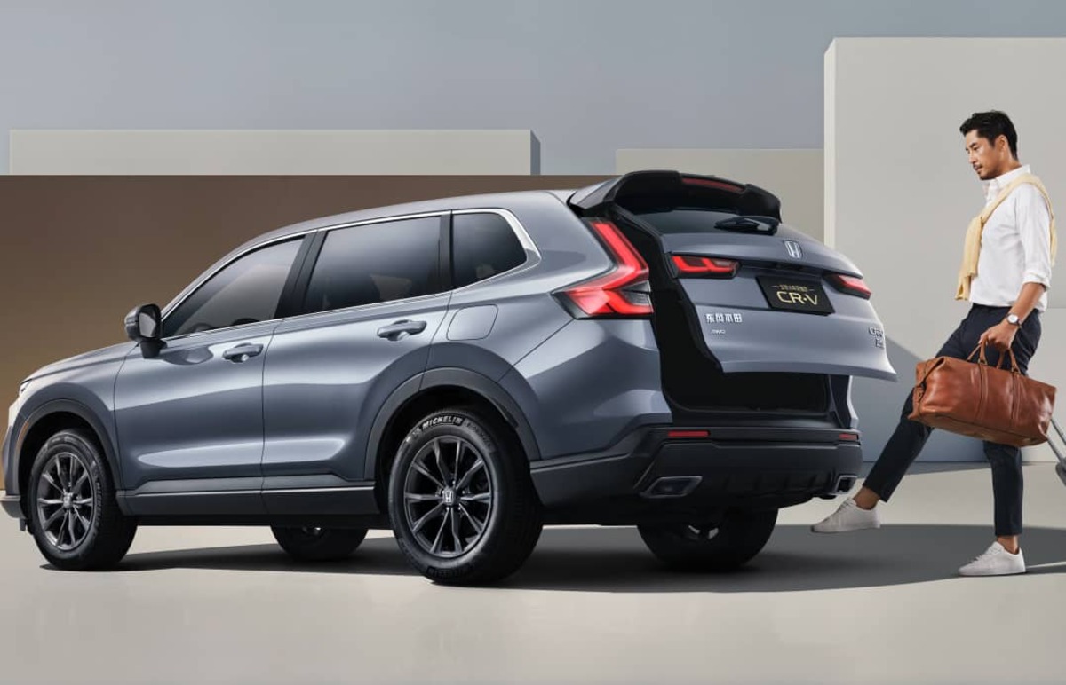 Honda CR-V Global 30th Anniversary Edition