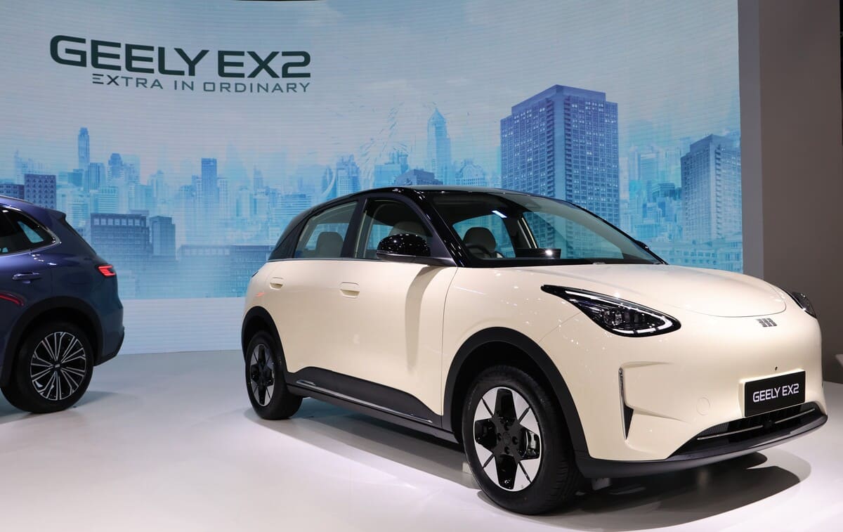 ธนบุรีนอยสเติร์นเปิดตัว GEELY EX2 และเผยโฉม STARRAY EM-i ครั้งแรกในไทย ที่งาน Motor Expo 2025